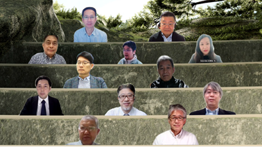 屋外, 人, 写真, 草 が含まれている画像

AI 生成コンテンツは誤りを含む可能性があります。